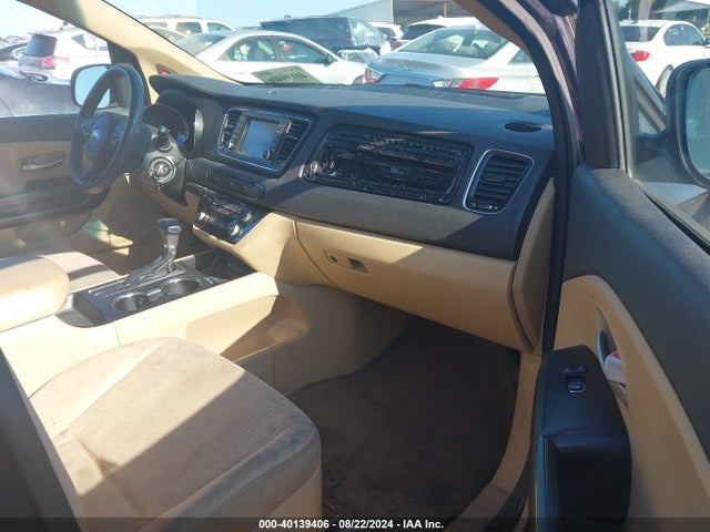 KIA SEDONA LX 2019 KNDMB5C19K6511932 Image 5