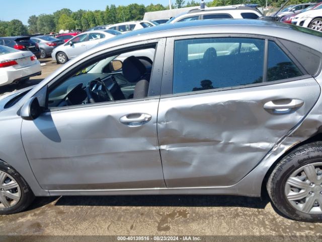 3KPA24AD8PE621592 KIA RIO S