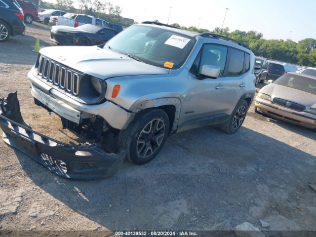 ZACCJABT6FPC04358 Jeep Renegade Latitude