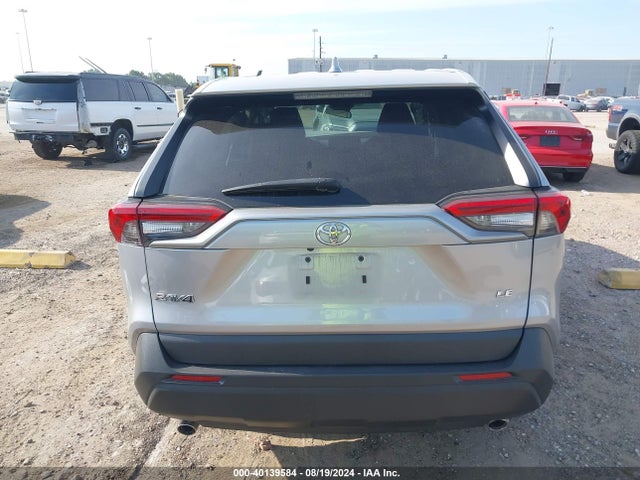 Toyota RAV4 LE 2022 2T3H1RFV0NC187445 Image 17