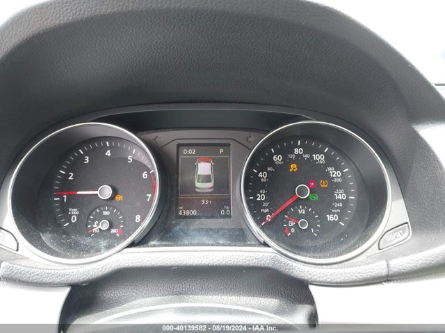 1VWLA7A37KC004914 Volkswagen Passat 2.0t Wolfsburg Edition