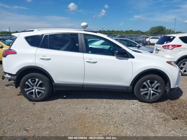 Toyota RAV4 LE 2017 2T3BFREV5HW623332 Image 14