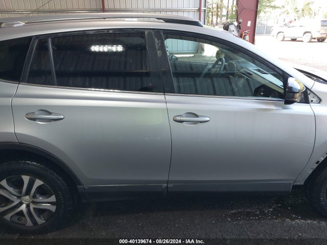 Toyota RAV4 LE 2017 2T3BFREV0HW629930 Image 13