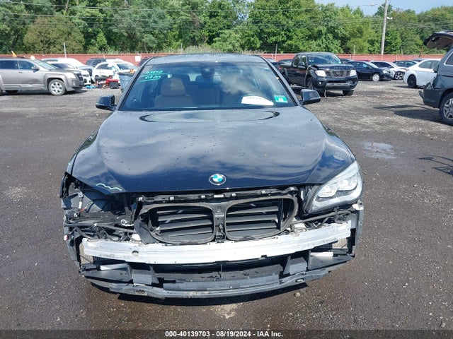 BMW 740li Xdrive 2015 WBAYF4C51FGS99446 Image 12