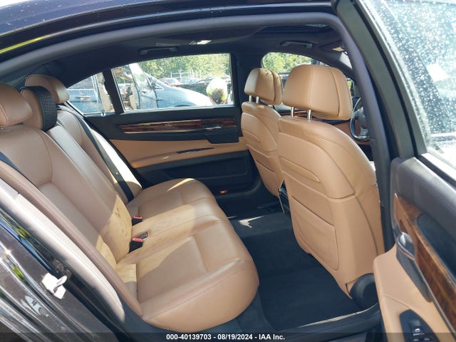 BMW 740li Xdrive 2015 WBAYF4C51FGS99446 Image 8