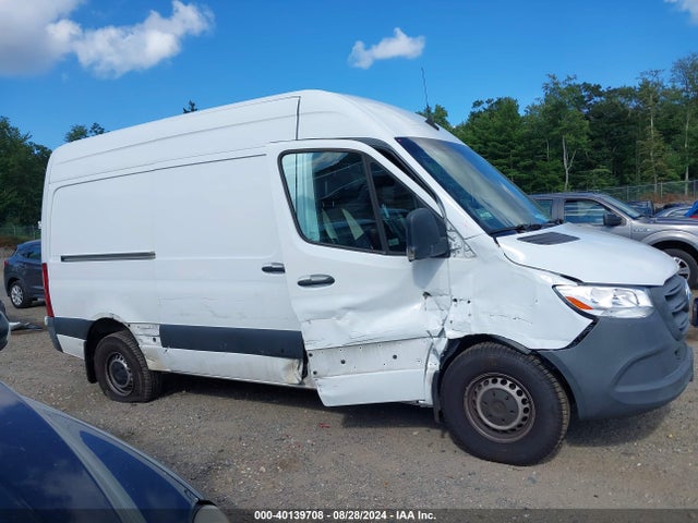 W1Y4DBHY9MT049905 Mercedes-Benz Sprinter 2500 Standard Roof I4 Diesel
