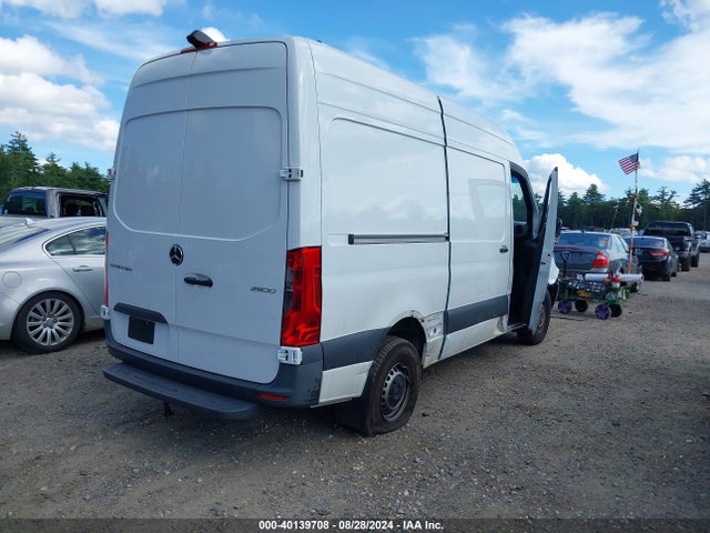 W1Y4DBHY9MT049905 Mercedes-Benz Sprinter 2500 Standard Roof I4 Diesel