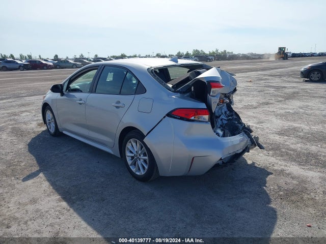 Toyota COROLLA LE 2020 5YFHPRAE0LP016285 Image 3