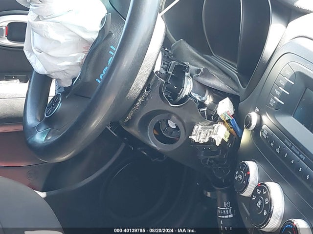 KIA Soul 2016 KNDJN2A23G7326118 Image 12