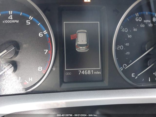 JTMRFREV2HD208318 Toyota Rav4 Xle