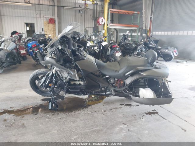 2016 HONDA GL1800 JH2SC6841GK300419 Photo 8