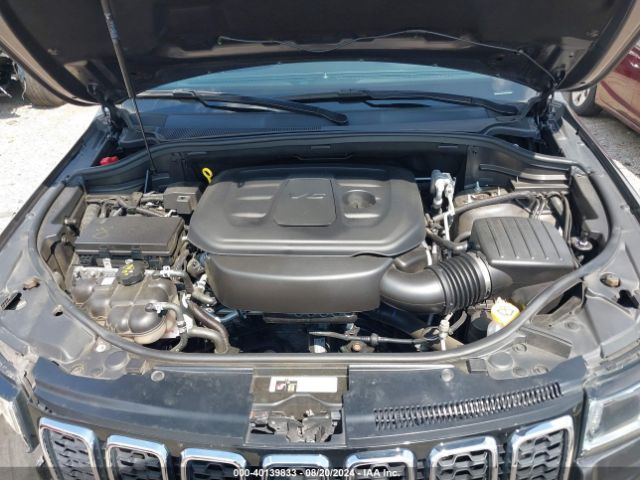 1C4RJEAG9KC789781 Jeep Grand Cherokee Laredo E 4x2