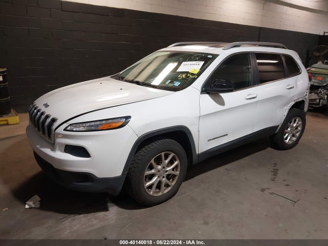 1C4PJMCS8HW602041 Jeep Cherokee Latitude 4x4