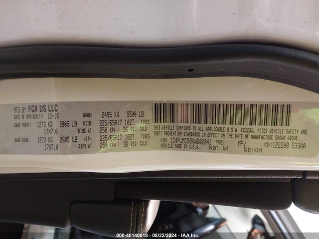 1C4PJMCS8HW602041 Jeep Cherokee Latitude 4x4