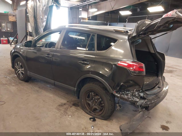 Toyota RAV4 LE 2017 JTMBFREV1HJ138717 Image 3
