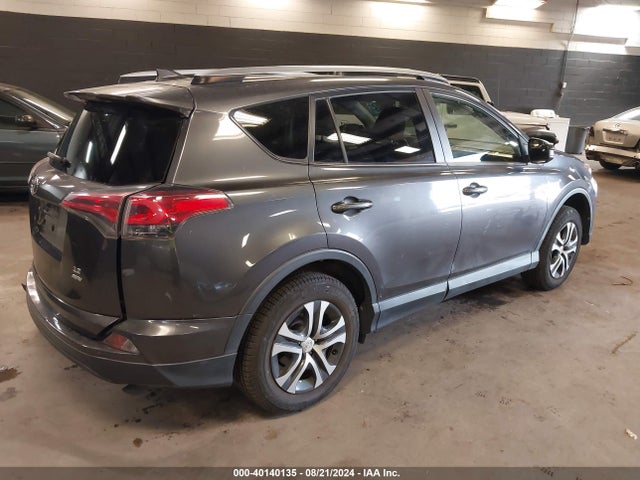 Toyota RAV4 LE 2017 JTMBFREV1HJ138717 Image 4