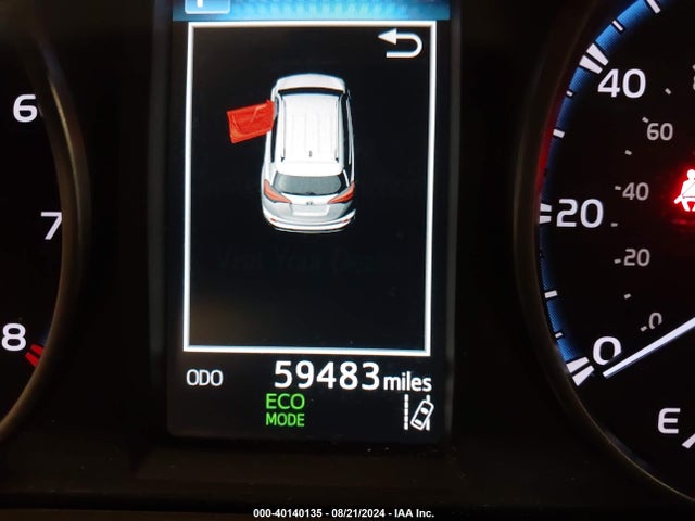 Toyota RAV4 LE 2017 JTMBFREV1HJ138717 Image 7
