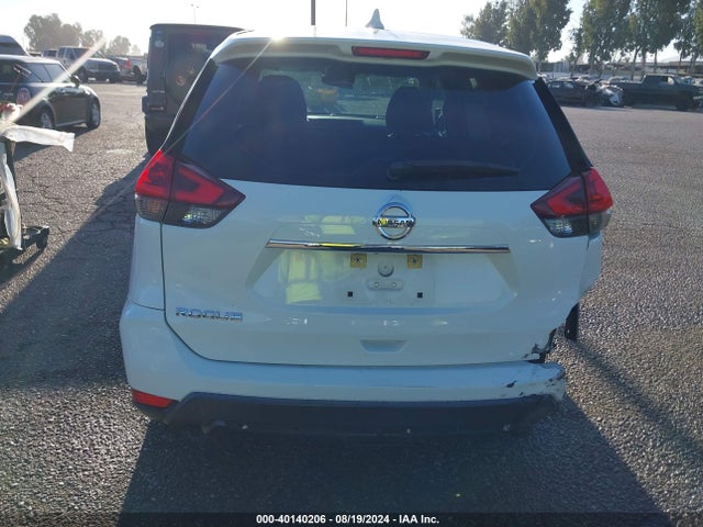 Nissan ROGUE S 2018 KNMAT2MT1JP565460 Image 17