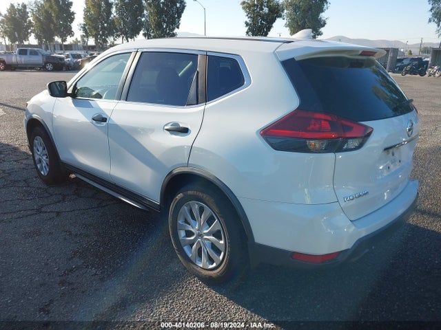 Nissan ROGUE S 2018 KNMAT2MT1JP565460 Image 3