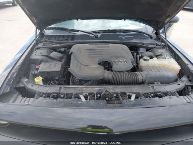 2C3CDZAG7JH229780 Dodge Challenger Sxt
