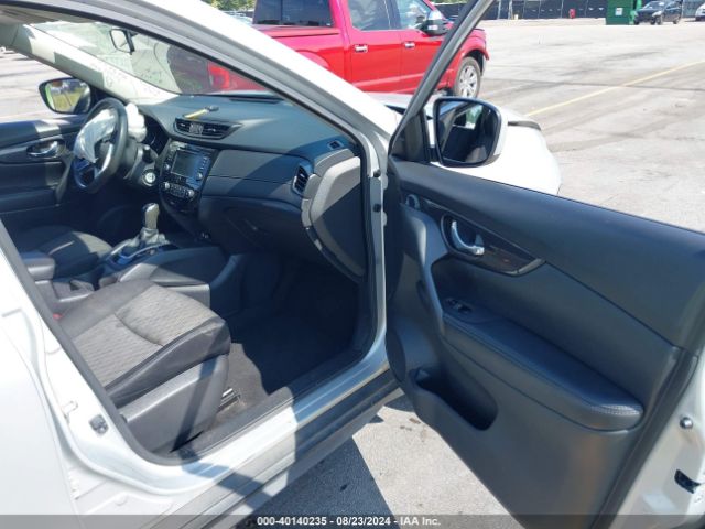 JN8AT2MV7JW314373 Nissan ROGUE S