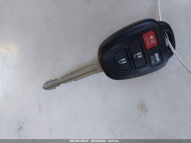 Toyota COROLLA LE 2017 5YFBURHE9HP595630 Image 11