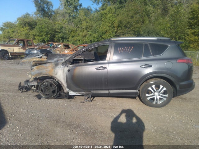 Toyota RAV4 LE 2017 JTMBFREV4HJ153406 Image 15