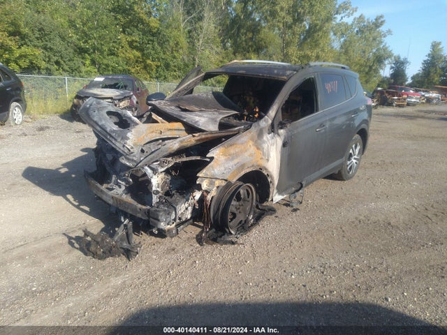 Toyota RAV4 LE 2017 JTMBFREV4HJ153406 Image 2