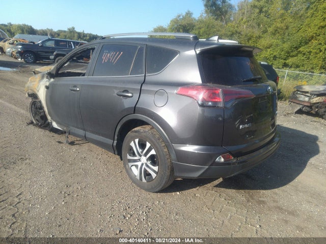 Toyota RAV4 LE 2017 JTMBFREV4HJ153406 Image 3
