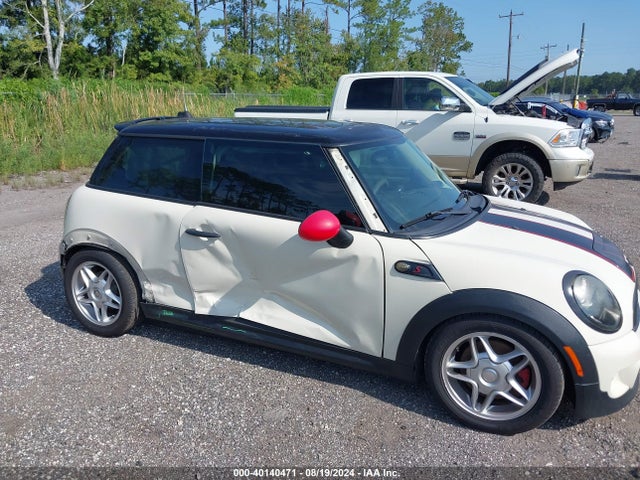 2011 MINI COOPER S WMWSV3C56BTY20374 Photo 5