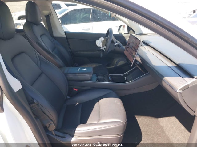 2021 TESLA MODEL Y 5YJYGDEE4MF074376 Photo 4