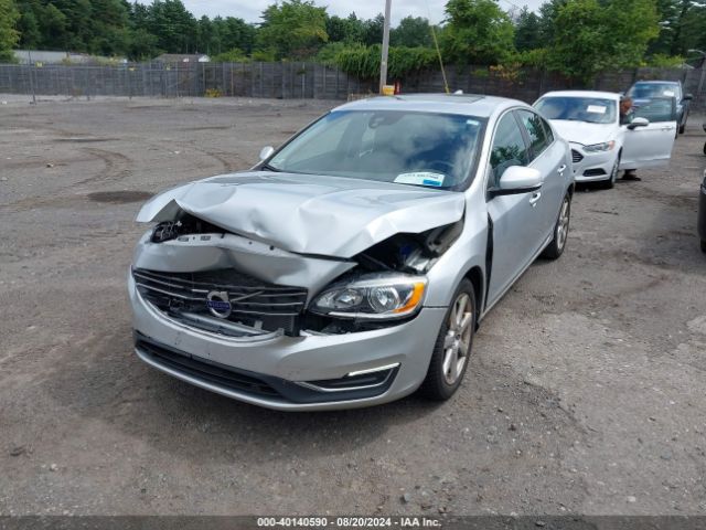 YV1612TKXG2412340 Volvo S60 T5 Premier
