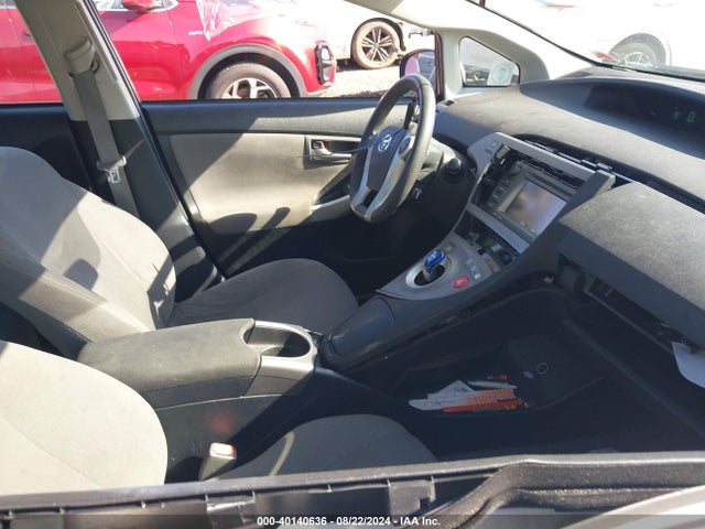 Toyota Prius Three 2015 JTDKN3DU3F0429635 Image 5