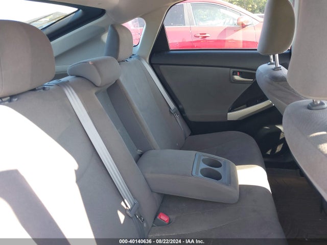 Toyota Prius Three 2015 JTDKN3DU3F0429635 Image 8