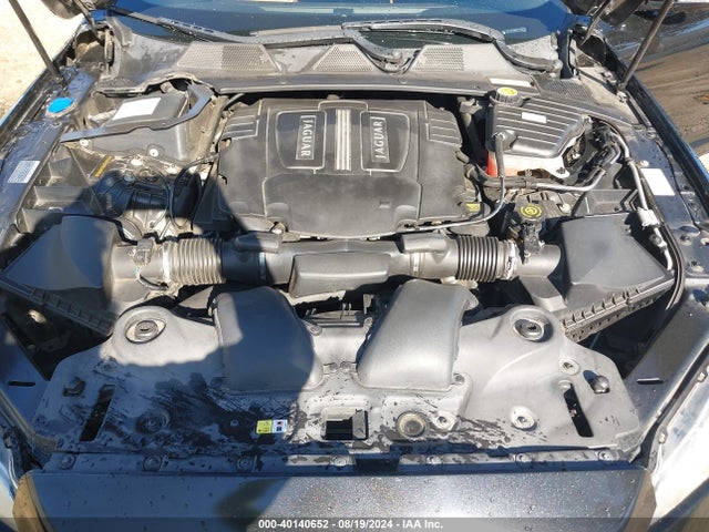 2011 JAGUAR XJ SAJWA2GB9BLV09016 Photo 9