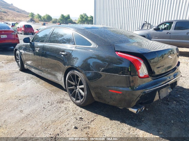 2011 JAGUAR XJ SAJWA2GB9BLV09016 Photo 2