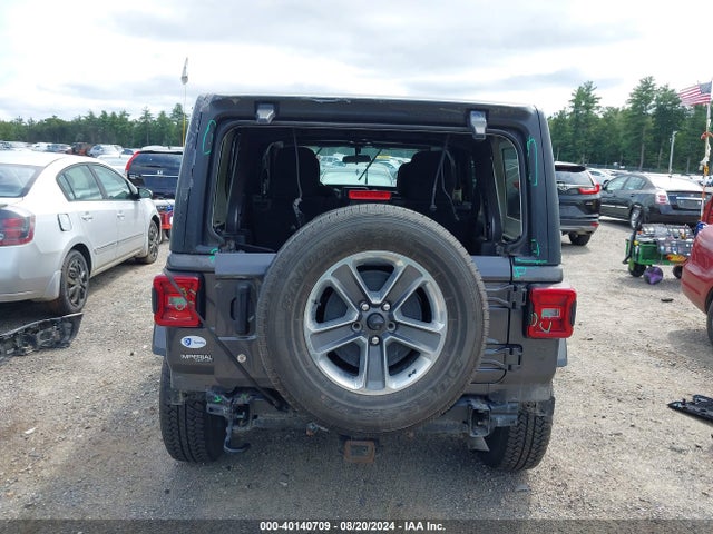 1C4HJXEN5KW596042 Jeep Wrangler Unlimited Sahara 4x4