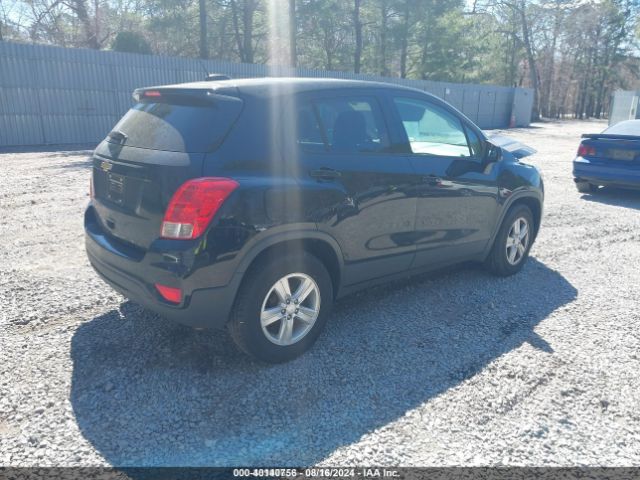 3GNCJKSB5KL226262 Chevrolet TRAX LS