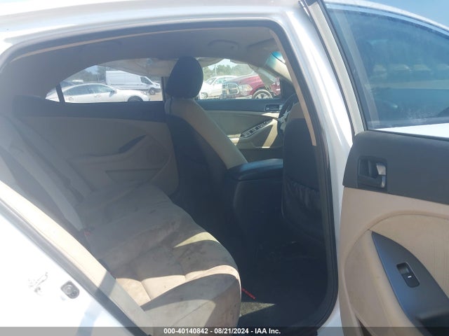 KIA Optima Lx 2014 5XXGM4A72EG309500 Image 8