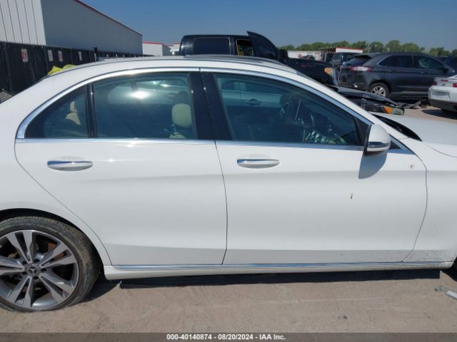 W1KWF8DB4MR610963 Mercedes-Benz C 300 Sedan