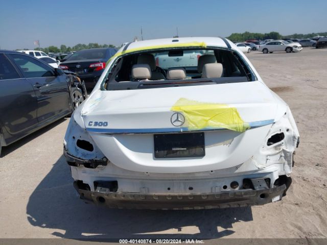 W1KWF8DB4MR610963 Mercedes-Benz C 300 Sedan