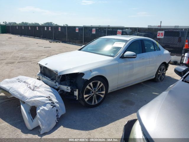 W1KWF8DB4MR610963 Mercedes-Benz C 300 Sedan