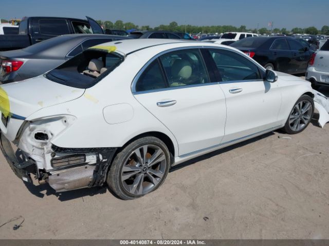 W1KWF8DB4MR610963 Mercedes-Benz C 300 Sedan