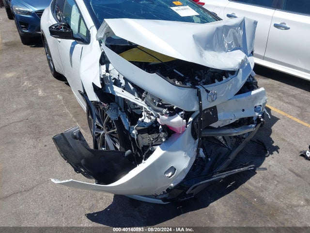 JTDACAAU1R3015637 Toyota Prius Limited