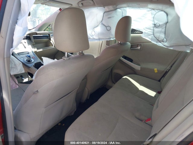 Toyota Prius Two 2014 JTDKN3DU0E0390646 Image 8