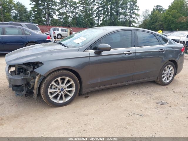 3FA6P0HD5HR257671 Ford FUSION SE