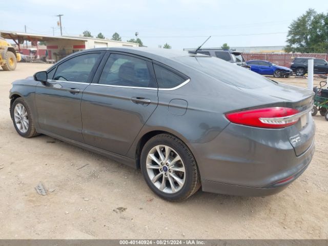 3FA6P0HD5HR257671 Ford FUSION SE