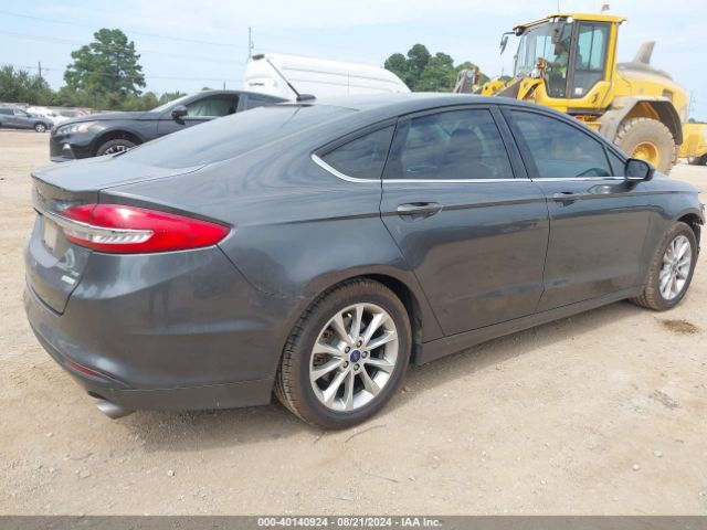 3FA6P0HD5HR257671 Ford FUSION SE
