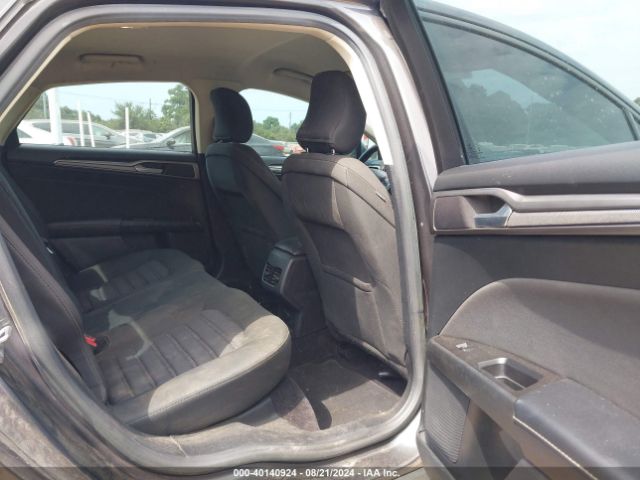 3FA6P0HD5HR257671 Ford FUSION SE