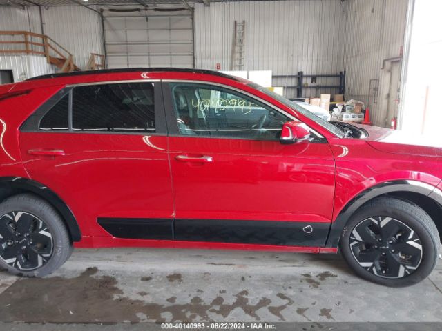 KNDCT3L13P5035753 KIA Niro Ev Wave